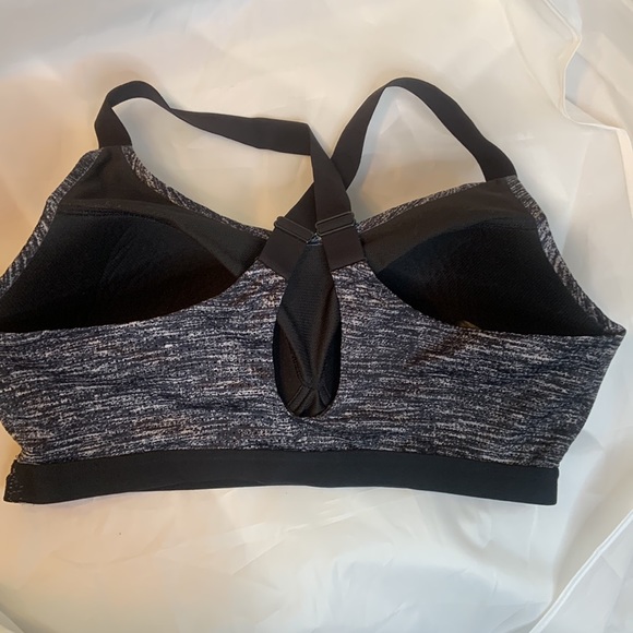 Victoria Sport Padded Perforated Sports Bra 38DD in color, black and white - Picture 2 of 10
